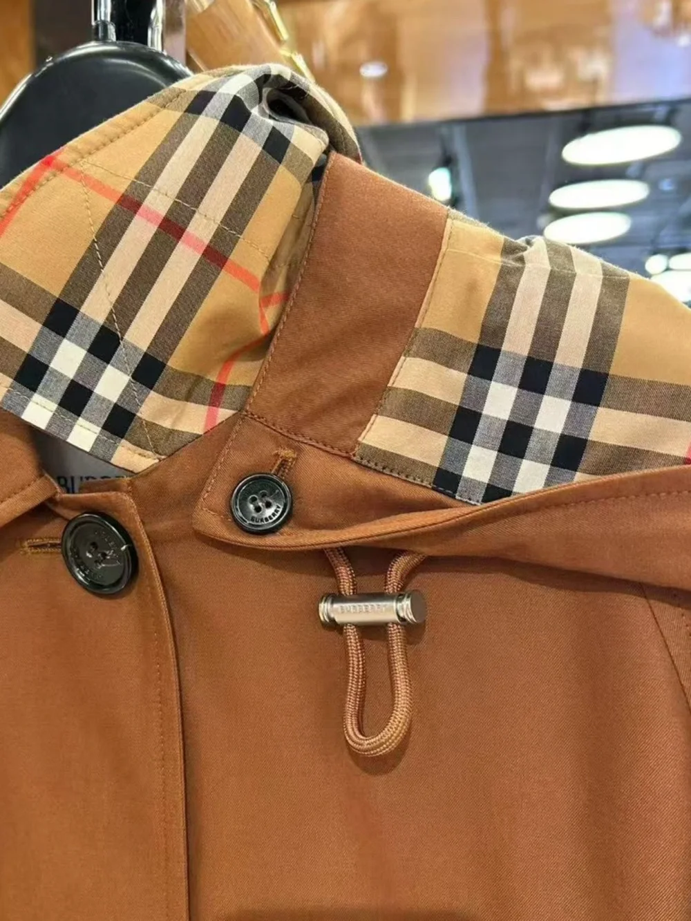 Sale ends 5/1 Burberry Women’s Hooded Single-Breasted Coat with hood New US4 - Picture 5 of 13